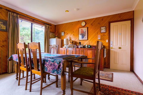 Albanys Big Grove Bed & Breakfast - Kingaroy Accommodation 4