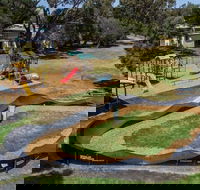 Victor Harbor Holiday  Cabin Park - Kingaroy Accommodation