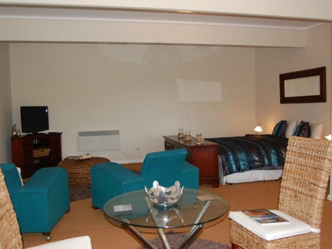 Ocean Beach House - Kingaroy Accommodation 2