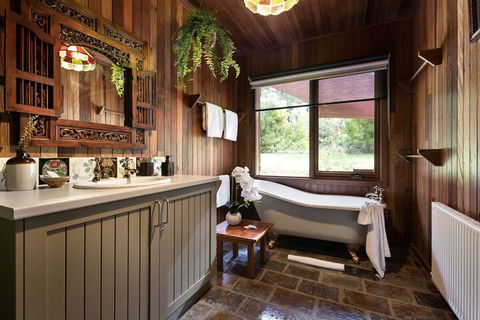 Gumtree Spring - Kingaroy Accommodation 3