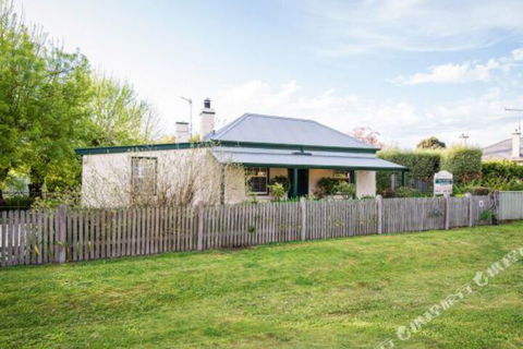 Georgies Cottage - Kingaroy Accommodation 0