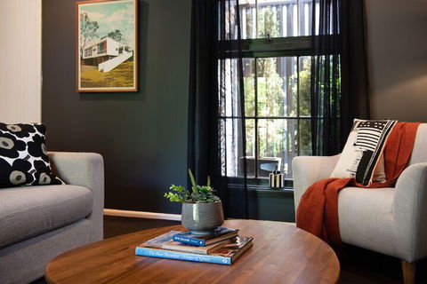 East St At Daylesford - Kingaroy Accommodation 5