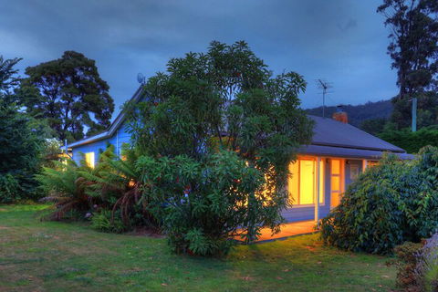 Fairwinds - Essentially Tas - Kingaroy Accommodation 5