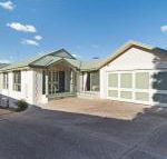 Sand  Foam - Kingaroy Accommodation