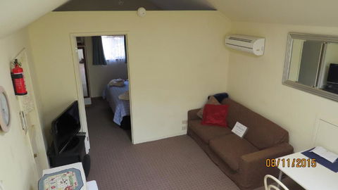 Bristol House Accommodation - Kingaroy Accommodation 1