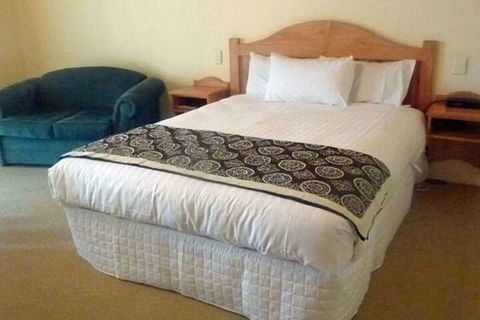 Coonawarra Units - Kingaroy Accommodation 4