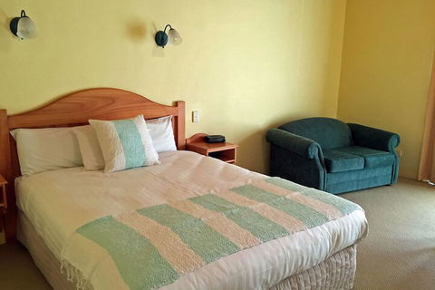 Coonawarra Units - Kingaroy Accommodation 1