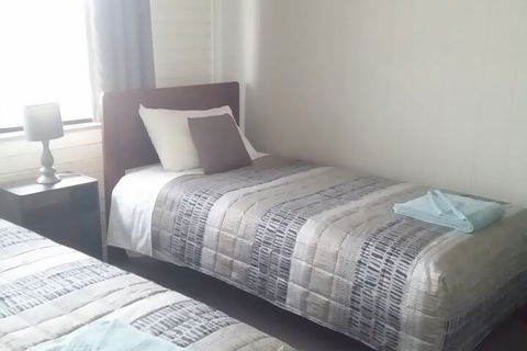 White Manor Motel - Kingaroy Accommodation 3