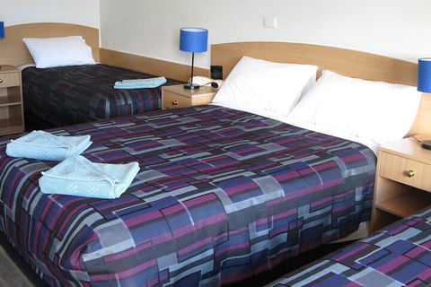 White Manor Motel - Kingaroy Accommodation 5