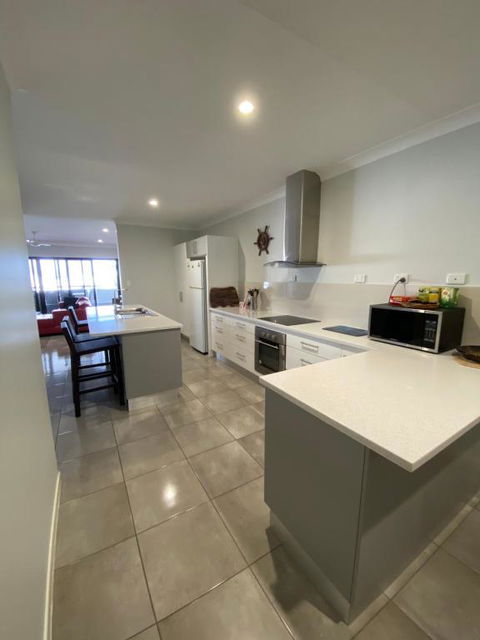 Cooktown Harbour View Luxury Apartments - Kingaroy Accommodation 6