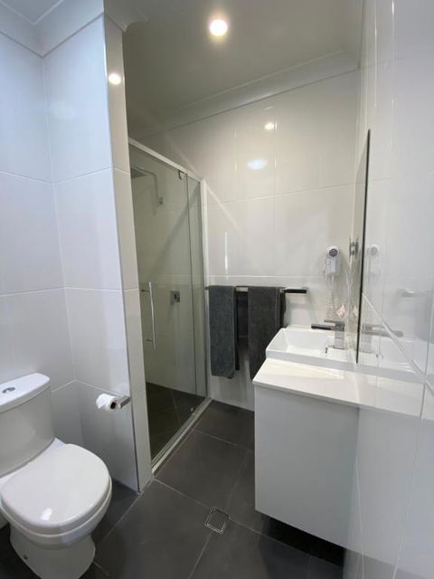 Cooktown Harbour View Luxury Apartments - Kingaroy Accommodation 5