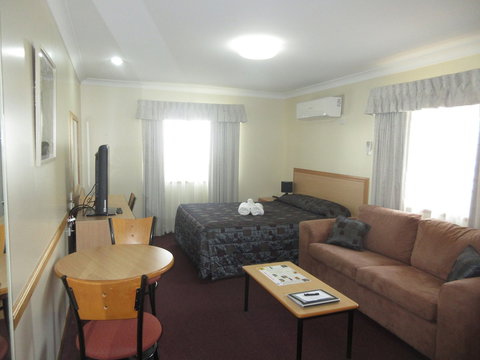 Riviera On Ruthven Motel - Kingaroy Accommodation 3