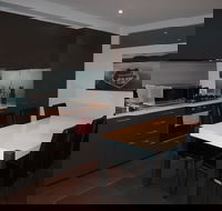 Amazing Accommodations South Yarra - Kingaroy Accommodation