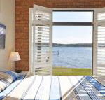 The Studio on the Lake at Fishing Point Lake Macquarie honestly put the line in  catch fish - Kingaroy Accommodation