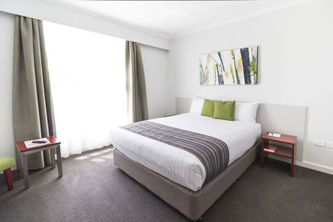 Abode Narrabundah - Kingaroy Accommodation 5
