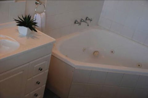 The Shelter B&B - Kingaroy Accommodation 3