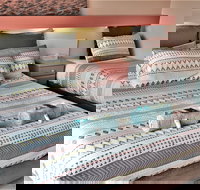 Mollymook Ocean View Motel Reward Long Stays - Over 18's Only - Kingaroy Accommodation