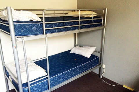 St Kilda Hostel - Kingaroy Accommodation 4