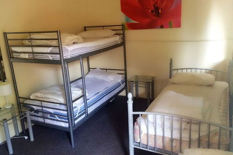 St Kilda Hostel - Kingaroy Accommodation 2