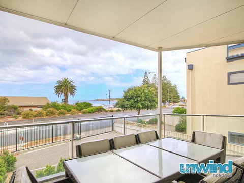 The Block Views Apartments Victor Harbor - Kingaroy Accommodation 5