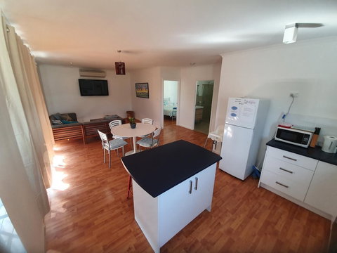 Lil House - Kingaroy Accommodation 6