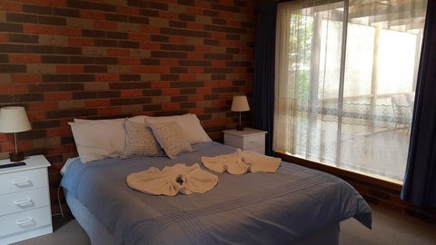 Tocumwal All Seasons - Kingaroy Accommodation 4