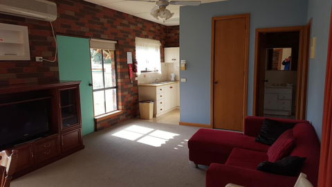 Tocumwal All Seasons - Kingaroy Accommodation 5