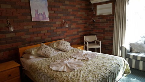 Tocumwal All Seasons - Kingaroy Accommodation 6