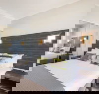 Dolphin Quay Apartments - Kingaroy Accommodation