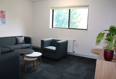 Western Sydney University Village Penrith - Kingaroy Accommodation 1