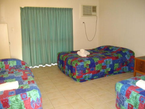 Kurrmine Beach Motel - Kingaroy Accommodation 5