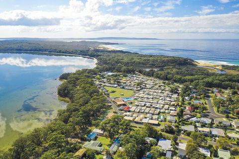 Lakeside Cabins & Holiday Village - Kingaroy Accommodation 1