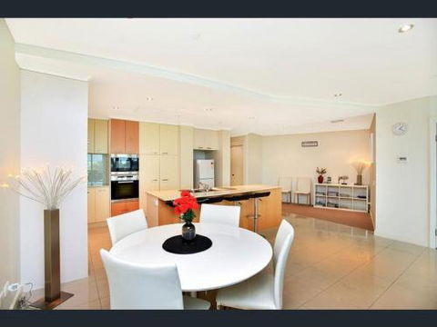 Gallery Resort Apartments - Kingaroy Accommodation 6