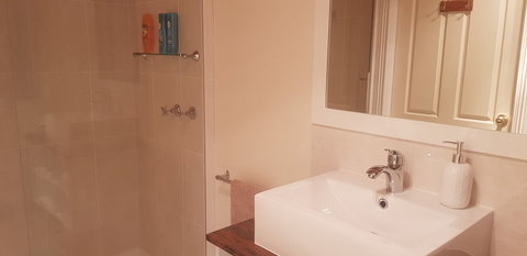 Richmond Barracks - Kingaroy Accommodation 5