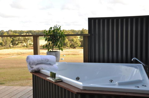 Mile End Glamping Pty Ltd - Kingaroy Accommodation 5