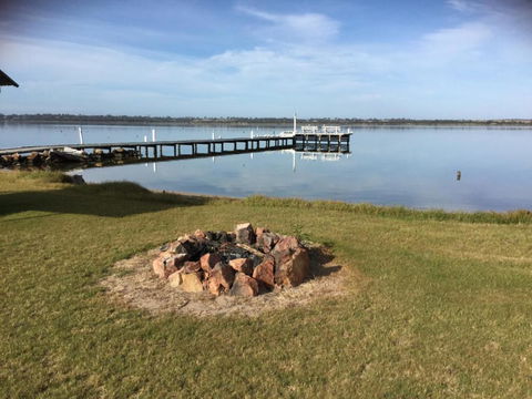 Bayview Boathouse - Kingaroy Accommodation 1
