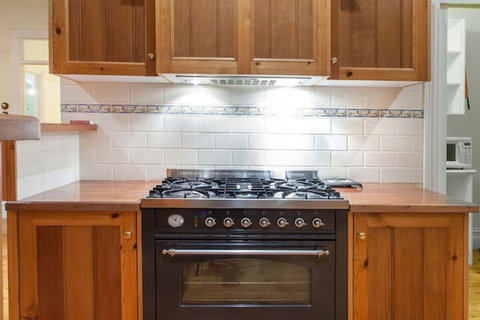 Hopkins River Homestead - Rejuvenate Stays - Kingaroy Accommodation 3