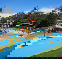 Discovery Parks  Emerald Beach - Kingaroy Accommodation