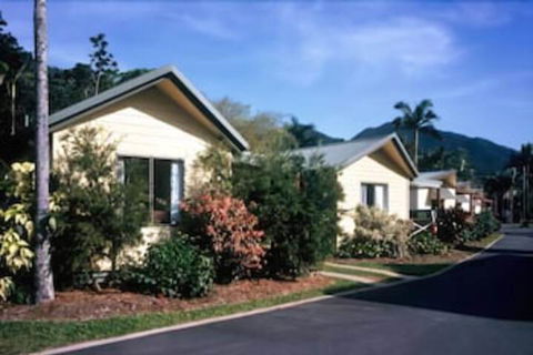 Cairns Crystal Cascades Holiday Park - Kingaroy Accommodation 2