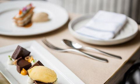 Garden Court Restaurant - Kingaroy Accommodation 3
