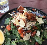 Bonnie and Clydes Pizzeria Horsham - Kingaroy Accommodation