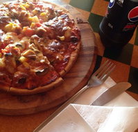 Kelly's Cafe - Kingaroy Accommodation