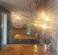 Industrial Lunchbox - Kingaroy Accommodation
