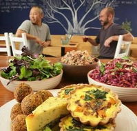 Organic Feast Wholefoods Cafe - Kingaroy Accommodation