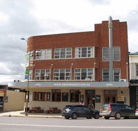 The Alpine Hotel Restaurant Cooma - Kingaroy Accommodation