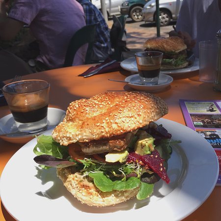 Lulu's Cafe - Kingaroy Accommodation 0