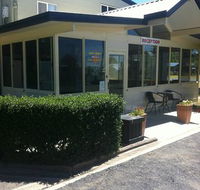 Poplar Caravan Park  Harry's Snack Shack - Kingaroy Accommodation