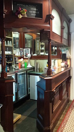 Poppies's - Kingaroy Accommodation 0