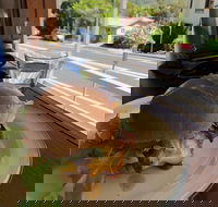 The Hilltop Store - Kingaroy Accommodation