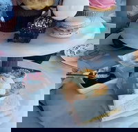 Cake  Plate - Dessert Bar  Retail Emporium - Kingaroy Accommodation